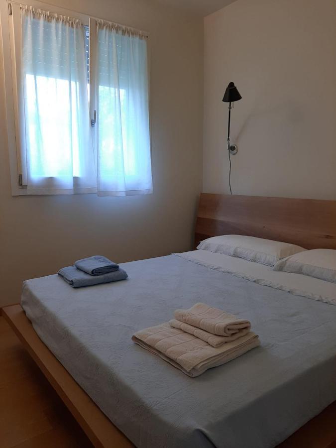 Nuova Casa Al Lago Con Piscina Desenzano del Garda Exterior foto